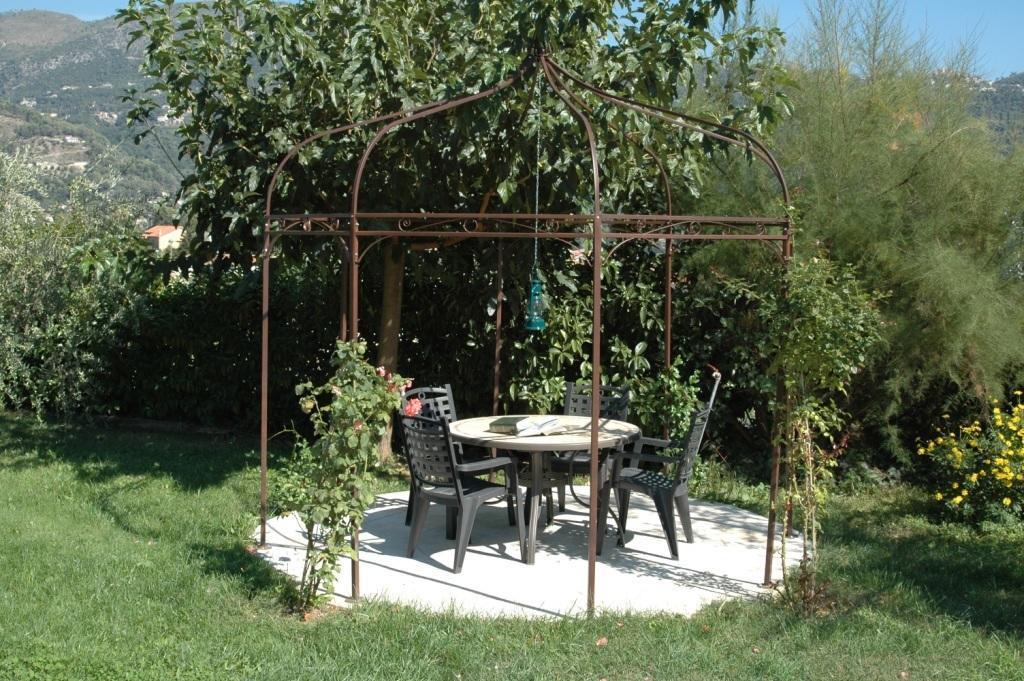 Apartment Mireille *
