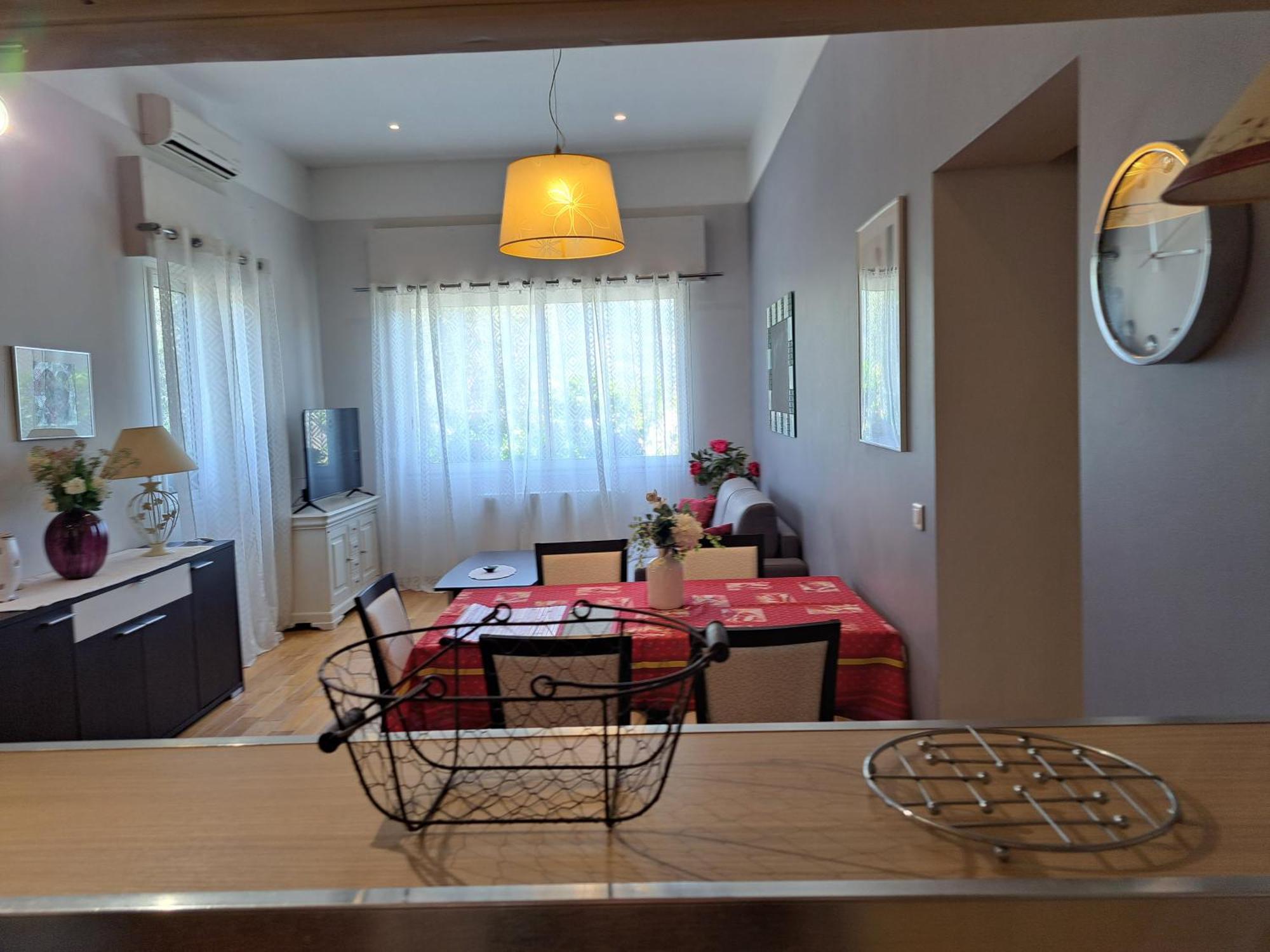 Mireille Apartment *